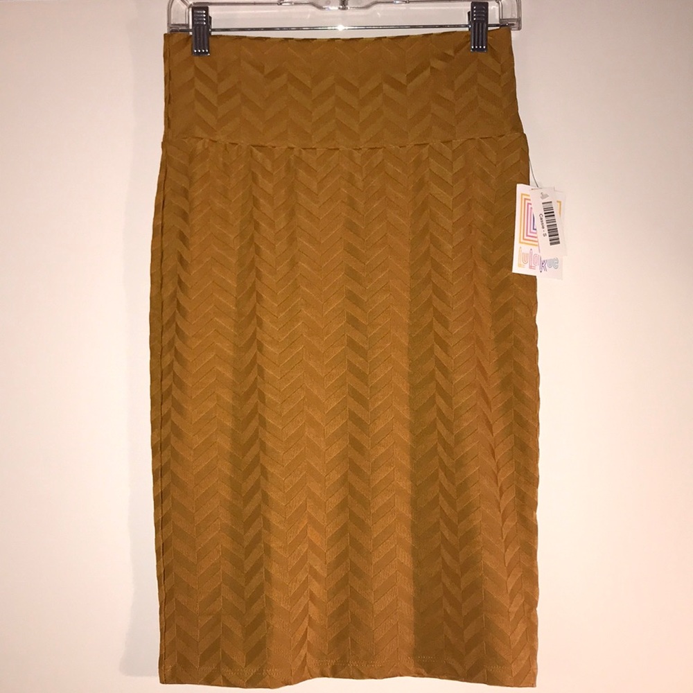 LulaRoe chevron mustard Cassie skirt - Picture 1 of 4
